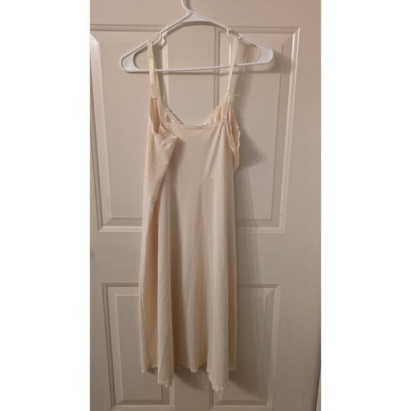VTG Shadowline Cream/Light Yellow Long Nightgown, Satin & Lace Adjustable Straps - Picture 2 of 7